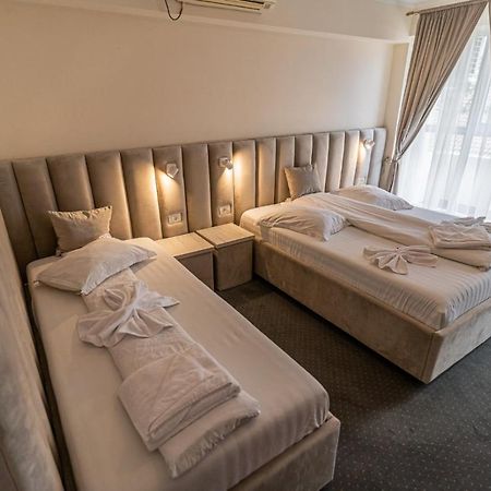 Camere De Inchiriat Elisei Тимишоара Екстериор снимка